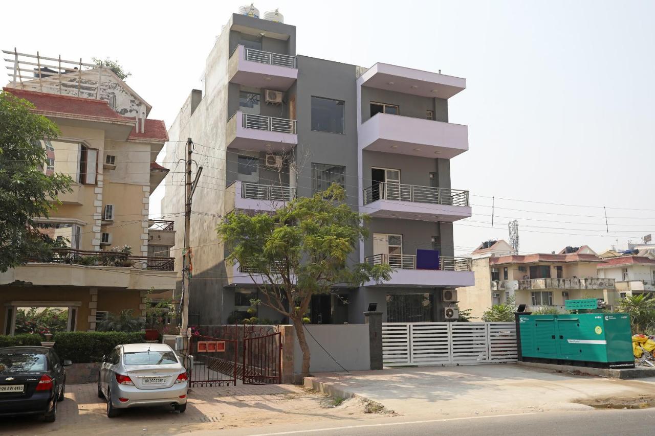 Hotel Capital O Aashiyana Paradise Near Omaxe Gurgaon Mall Esterno foto