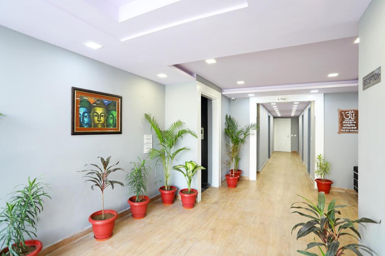 Hotel Capital O Aashiyana Paradise Near Omaxe Gurgaon Mall Esterno foto