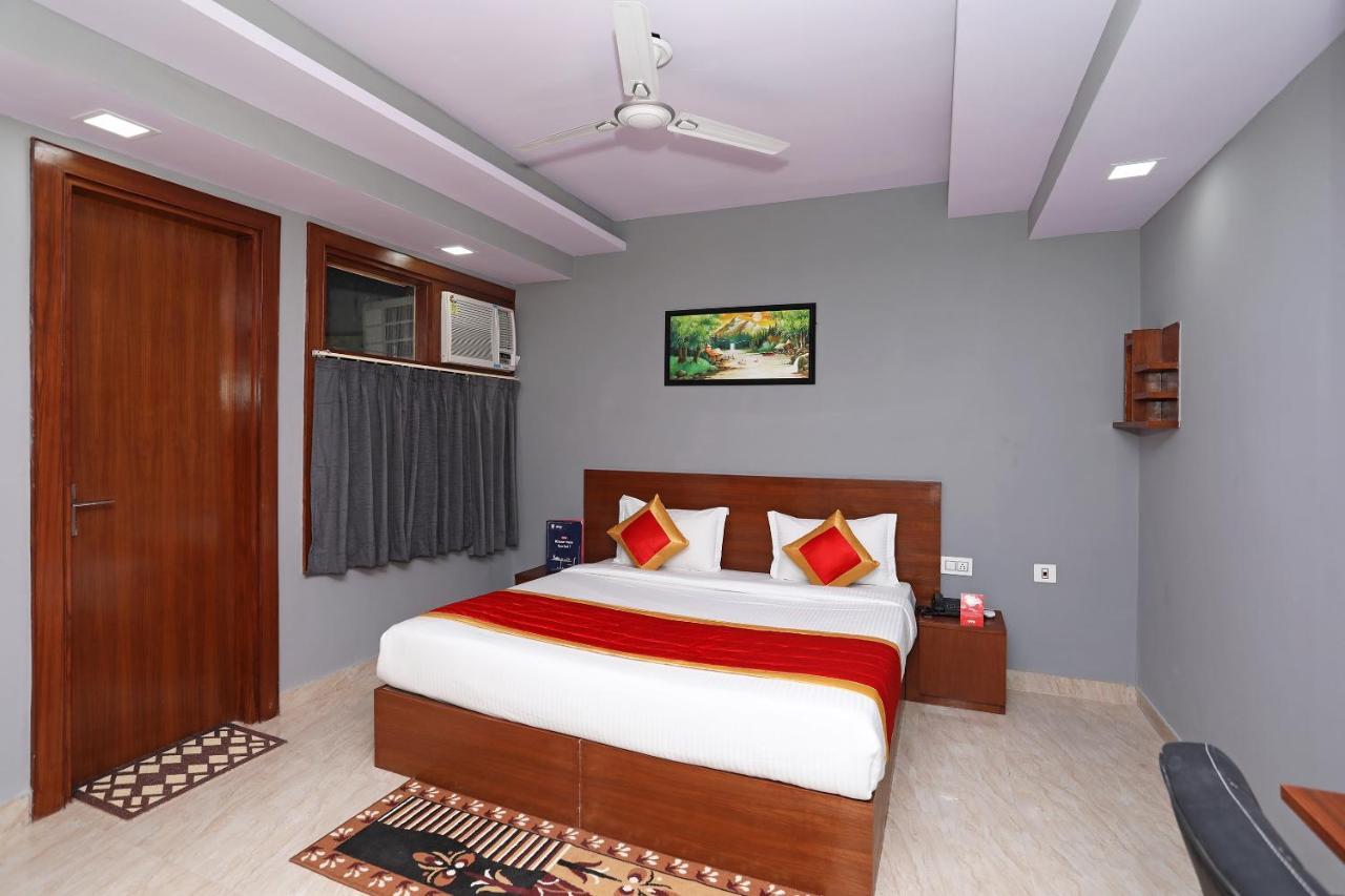 Hotel Capital O Aashiyana Paradise Near Omaxe Gurgaon Mall Esterno foto